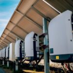 Right Hybrid Solar Inverter for Your Home or Business in Pakistan